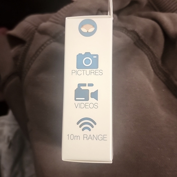 Bluetooth Remote Shutter Camera - Picture 3 of 3